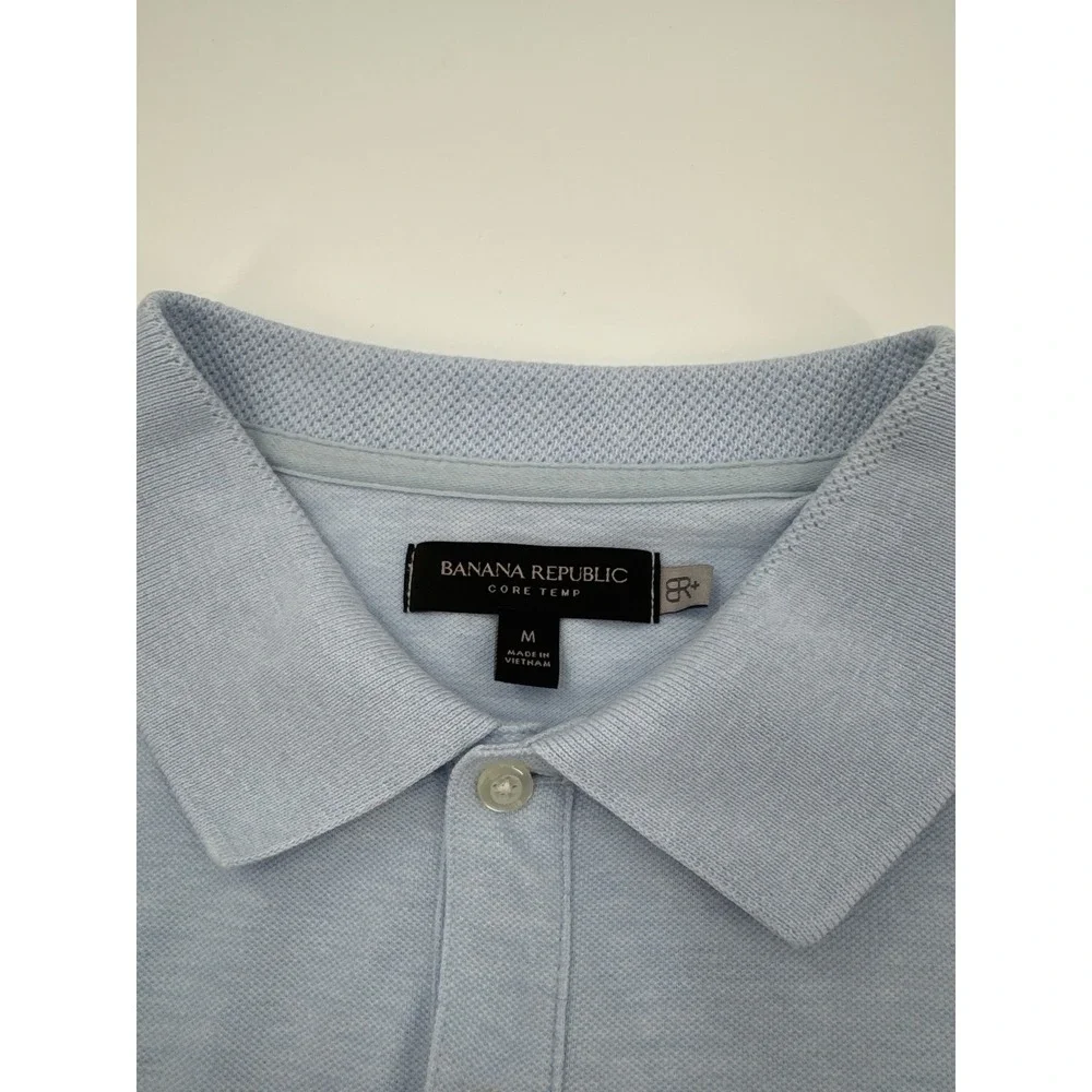Banana Republic Core‎ Temp Polo Shirt Mens Medium Light Blue Short Sleeve Pique